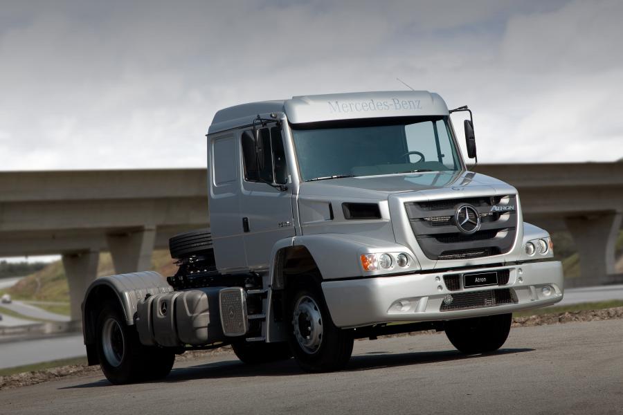  Mercedes-Benz Atron 1635 2011 года  (BR) (фото 1 из 3)